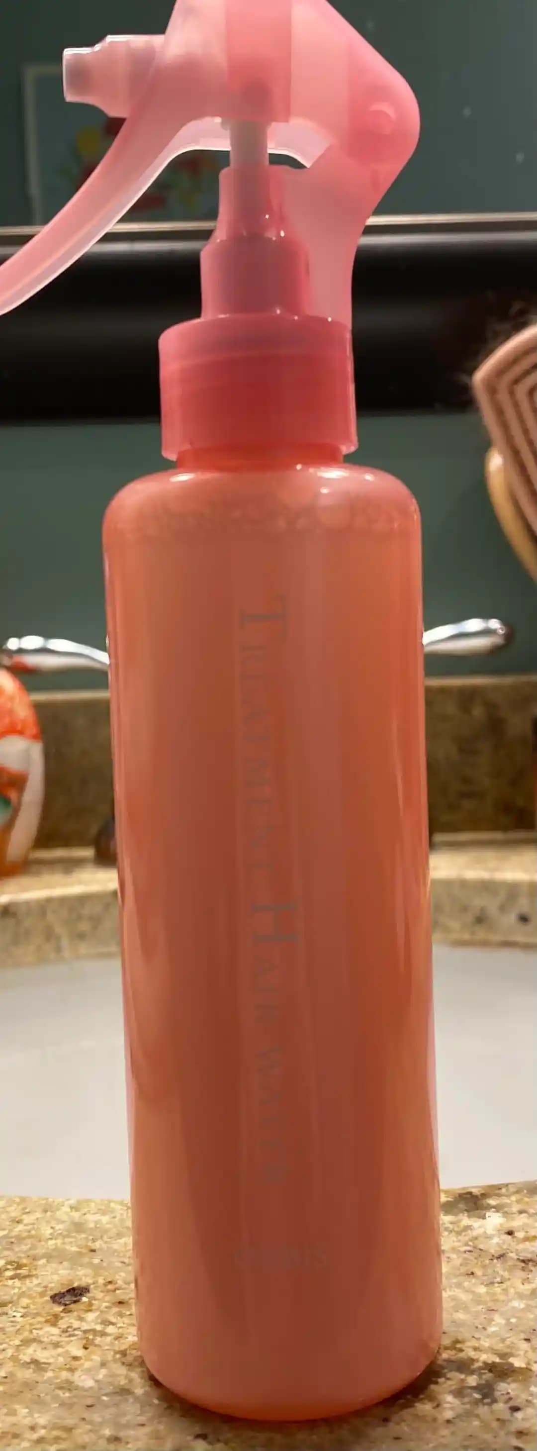 Orbis Treatment Hair Water: Kuru Saçlar İçin Nemlendirme ve Parlaklık Sağlayan Ürün İncelemesi