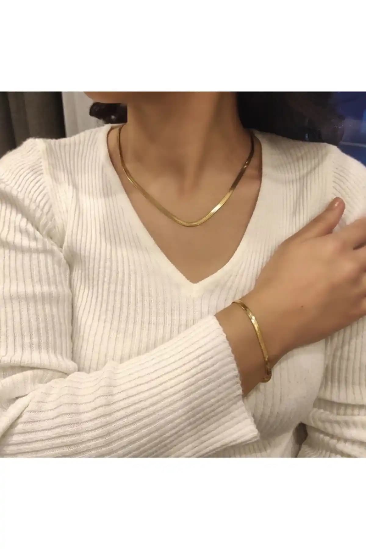 AtelierByEsra Altın Kaplama Paslanmaz Çelik Takı Seti Modern ve Zarif Tasarım